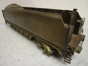 lot 192 image: VINTAGE BRASS O GAUGE TRAIN CAR