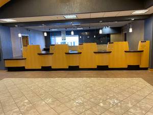lot 29 image: Bank Teller Station (5 stations)