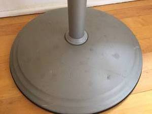 lot 101 image: Holmes 3 Speed Oscillating Adjustable Height Floor Fan