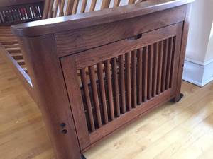 lot 124 image: Wooden Futon