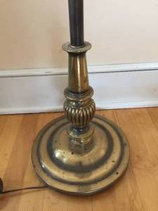 lot 125 image: Ornate Brass Floor Lamp