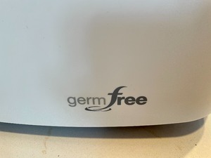 lot 165 image: Honeywell Humidifier with Extra Filter