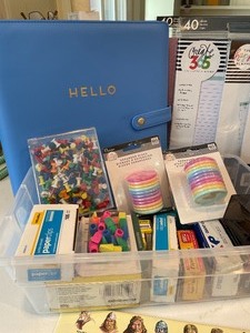 lot 184 image: Office Supply Grouping