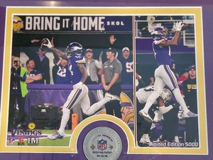 lot 152 image: Limited Edition Minnesota Vikings Framed Photo and Coin