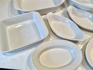 lot 57 image: White Bakeware
