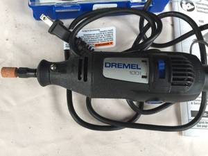 lot 258 image: Dremel With Many Accessories