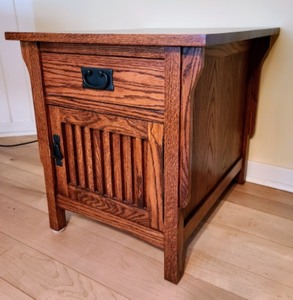 lot 25 image: Mission End Table With Drawer by Riley Holliday