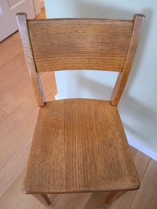 lot 43 image: Vintage Oak Schoolhouse Chair