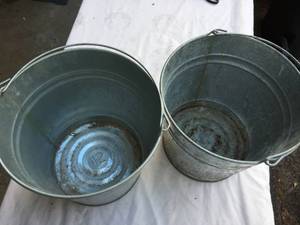 lot 283 image: 2 Galvanized Garden Buckets