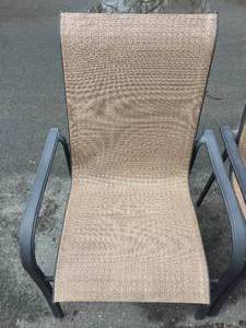 lot 288 image: 2 Matching Patio Chairs