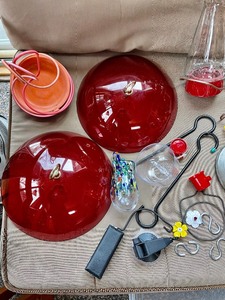lot 231 image: Hummingbird Feeder Items