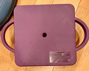 lot 317 image: Bosu Ball, Yoga Mat and a Scooter