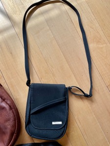 lot 243 image: 3 Travel Bags