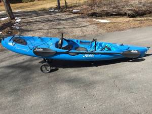 lot 378 image: Hobe Mirage Revolution 11 Eleven Foot Kayak With Pedals