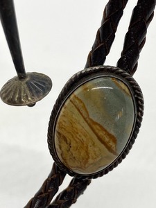 lot 434 image: Sterling Bolo Tie