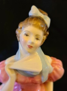 lot 51 image: Royal Doulton Camellia Figurine