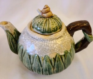 lot 128 image: Decorative Teapots