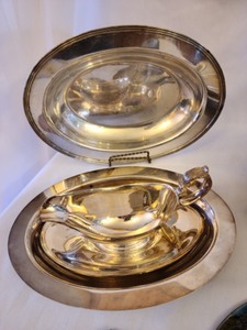 lot 139 image: More Silver Plated Servingware