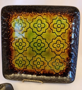 lot 143 image: Roscher Decorative Dishes