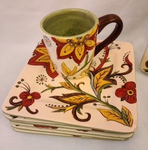 lot 148 image: Pier One Dishes