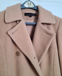 lot 178 image: Anne Klein Camel Hair Coat