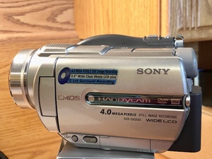 lot 106 image: Sony Handycam DCR-DVD505