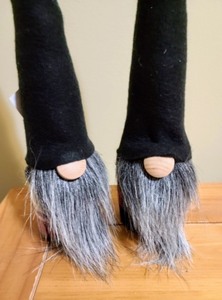 lot 260 image: Gnomes