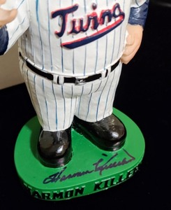 lot 264 image: Autographed Harmon Killebrew Bobble Head