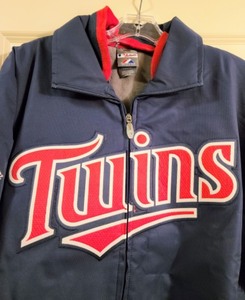 lot 270 image: New MN Twins Zip Up Jacket
