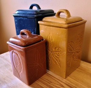 lot 284 image: Decorative Canister Set