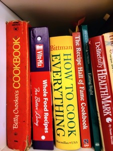 lot 293 image: Large Variety of Cookbooks