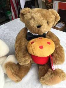 lot 309 image: 3 Plush Teddy Bears