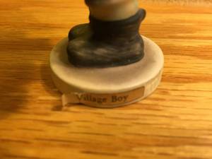 lot 325 image: Village Boy Hummel Figure