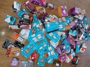 Mixed lot of light bulbs  - SEE PICTURES