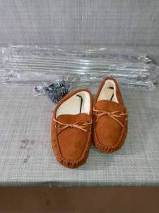 24.75 in. x 31.13 in. Rolling Shoe Rack in Chrome & Mens Pile-Lined Soft Sole Slippers in Brown in L  - SEE PICTURES