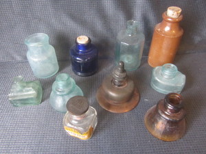 lot 88 image: Inkwells, qty 10...