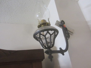 lot 106 image: Vintage bracket lamp holder, kerose...