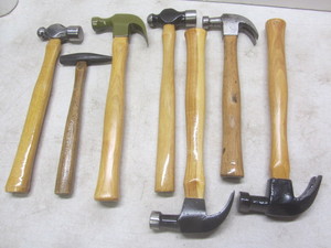 lot 145 image: Hammers, claw & ball peen, qty 7...