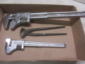 lot 156 image: Diamond Tool & Horseshoe 18, 12 w...
