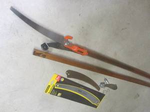 lot 196 image: Limb saw with extra blades...