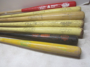lot 224 image: Baseball bats H&B, Louisville with...
