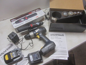 lot 227 image: Skil Twist, Craftsman drum sander, ...