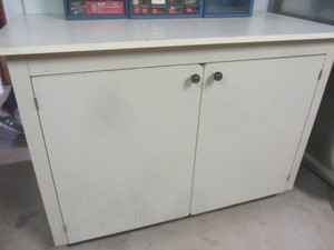 lot 14 image: Cabinet, double door storage, 49.5...