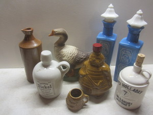 lot 254 image: Liquor bottles Ezra Brooks duck, R...