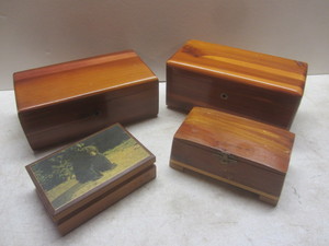lot 257 image: Cedar mini chests Waite Park, Weya...