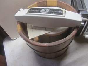 lot 298 image: Broiler oven, ice cream maker...
