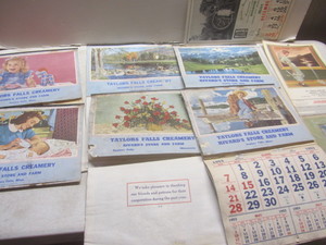 lot 308 image: Collector calendars 1943 Quintuple...