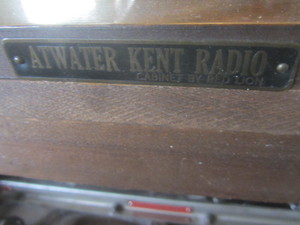 lot 5 image: Antique Atwater Kent floor radio, 2...