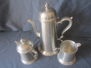 lot 322 image: Pewter coffee, cream & sugar set fr...