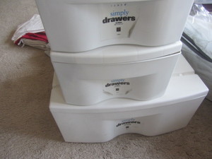 lot 48 image: Simply drawers, qty 3...